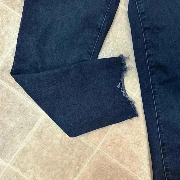 PAIGE - Picture 2 of 6